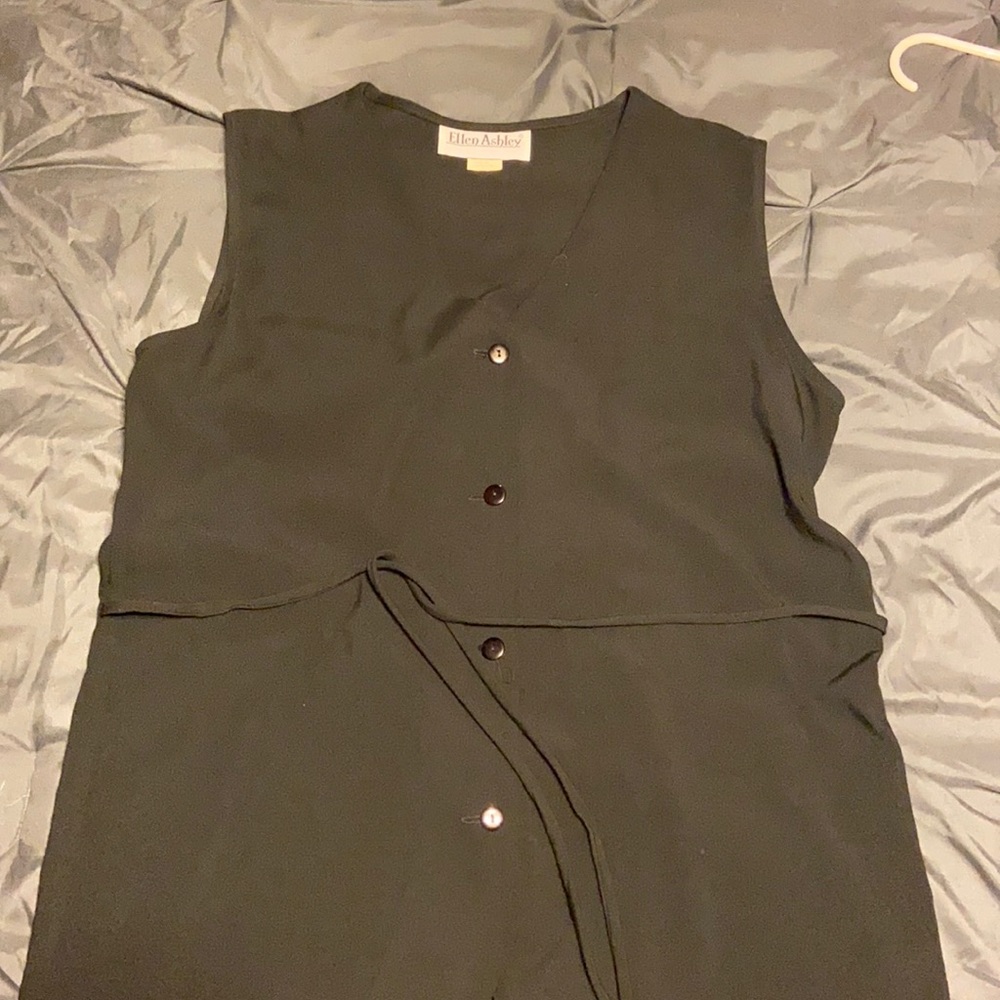 Black sleeveless Top